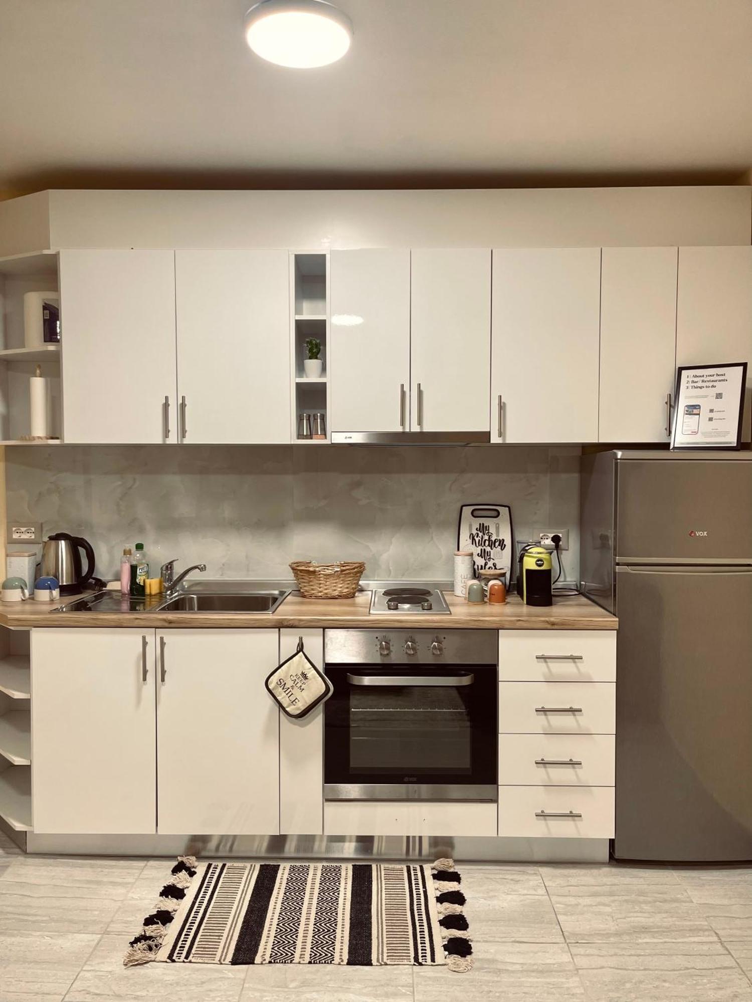 טיראנה Urban Apartment In Blloku מראה חיצוני תמונה