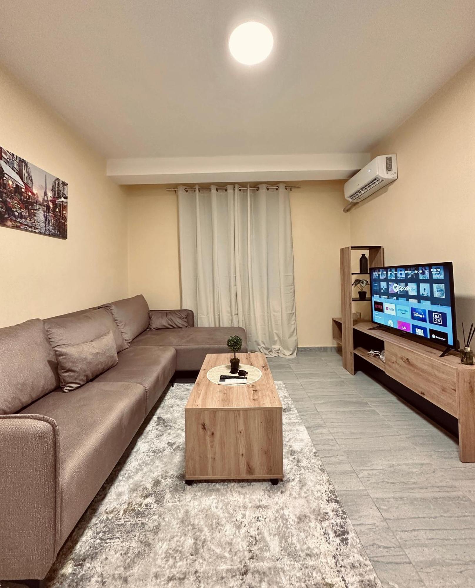 טיראנה Urban Apartment In Blloku מראה חיצוני תמונה