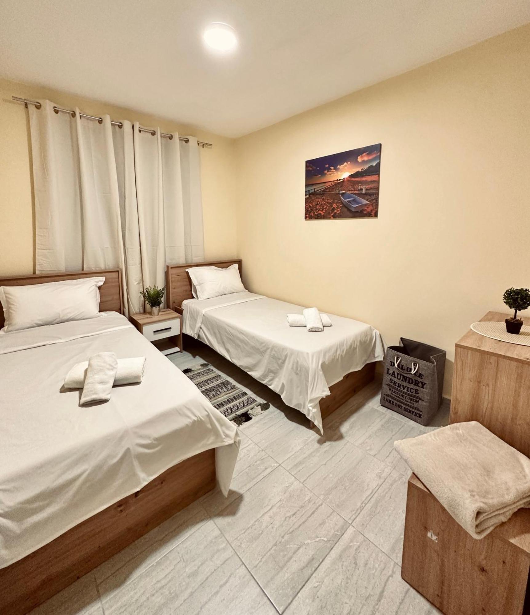 טיראנה Urban Apartment In Blloku מראה חיצוני תמונה